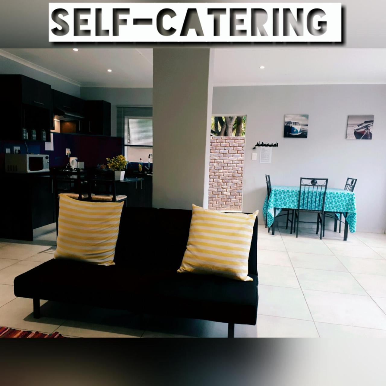 Midrand Guesthouse - Tasa Zewnętrze zdjęcie